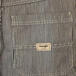 Wrangler Striped Pocket Jeans Shorts - Navy blue & White Sizes 29 & 30